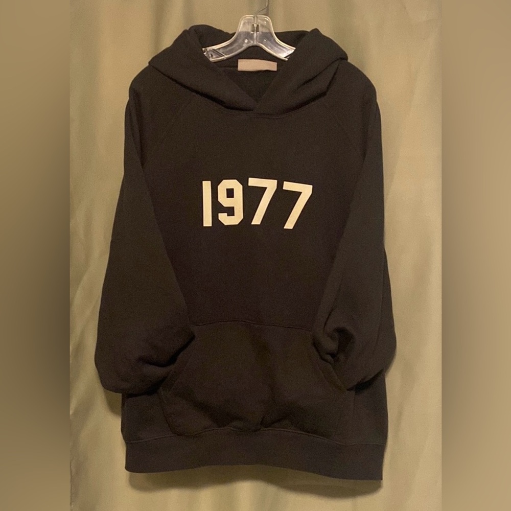 Essential 1977 Iron Fear of God  Graphic Hoodie Mens XL